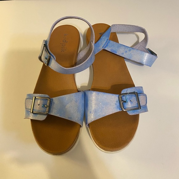 kidpik Other - Girls blue sandals - Size 6